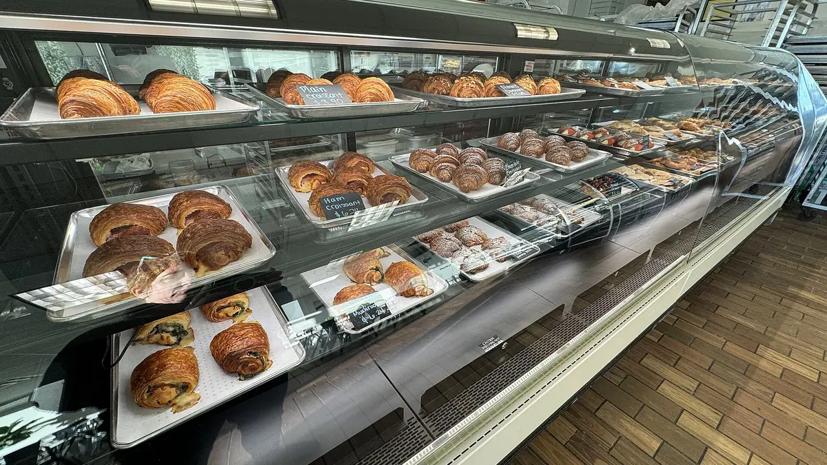 Ryder’s Bakery – patisserie in Dawlish town centre